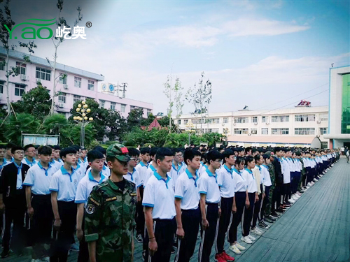 校服定做要注意南北差異