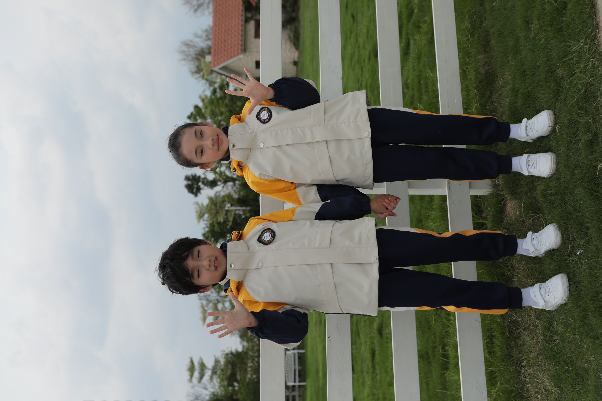 屹奧更了解學生，屹奧校服更適合學生！