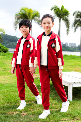 春秋季校服定制注意事項 —— 屹奧校服